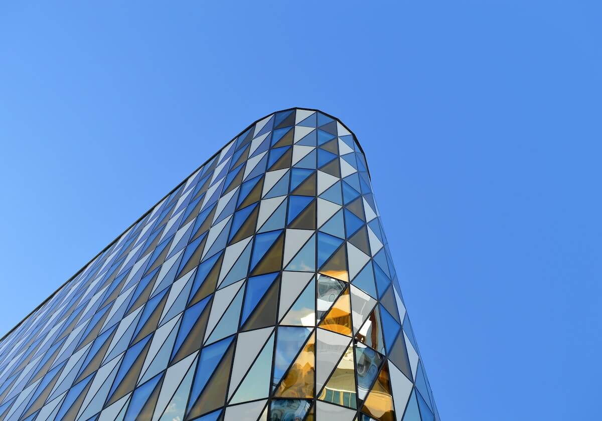 星空-严益唯：惨淡中超是豪赌成性的牺牲品